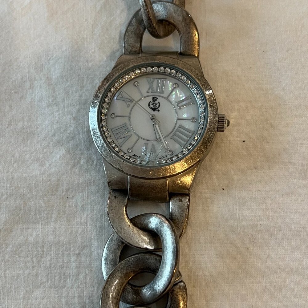 LADIES CHAIN WATCH